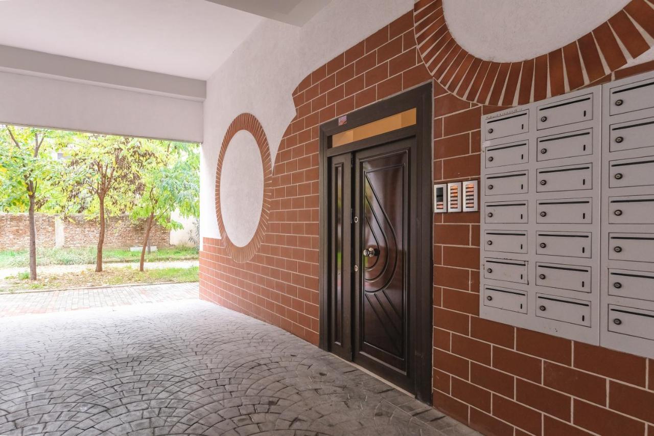 Two Steps Apartments Tiranë Luaran gambar