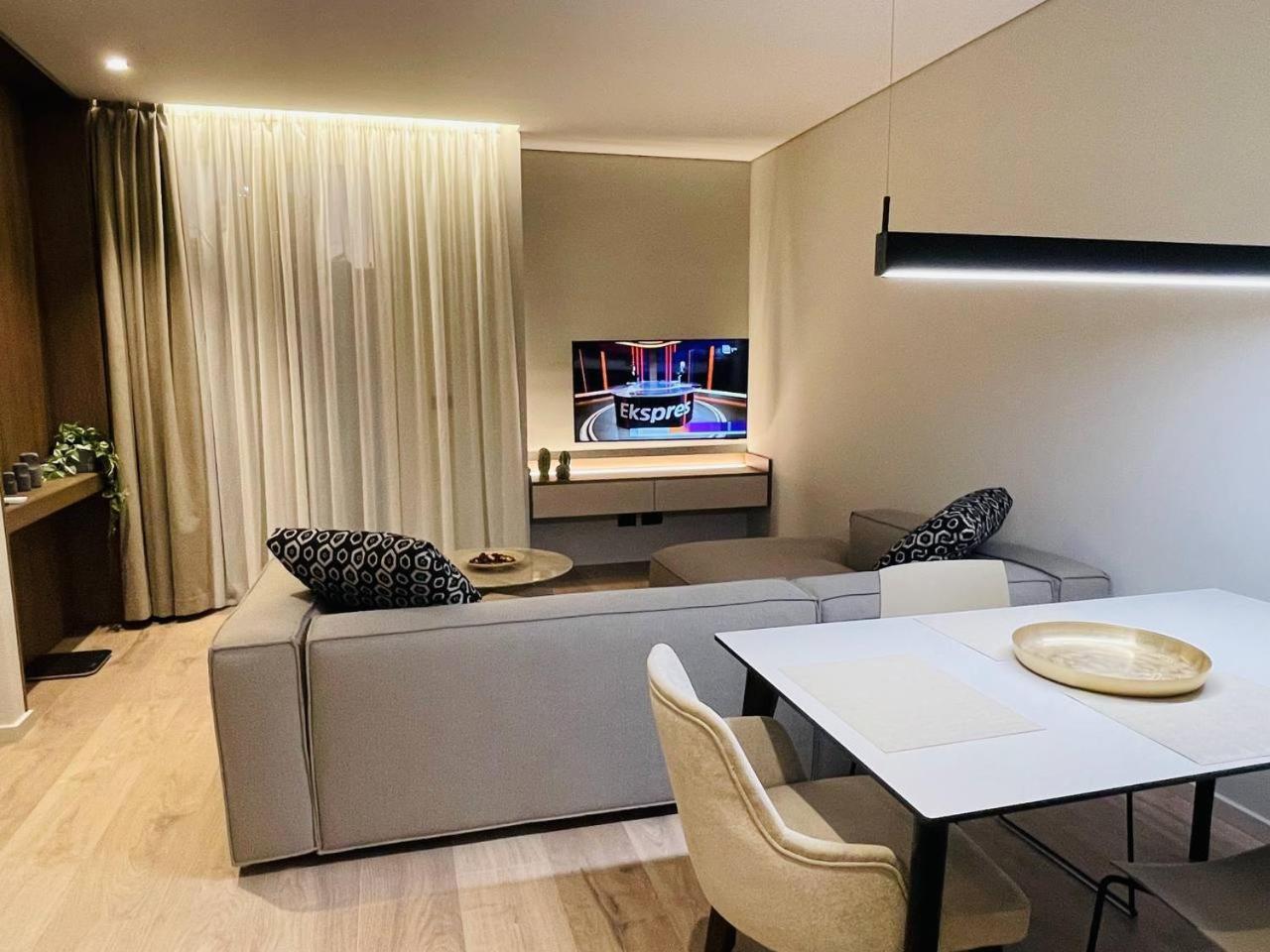 Two Steps Apartments Tiranë Luaran gambar