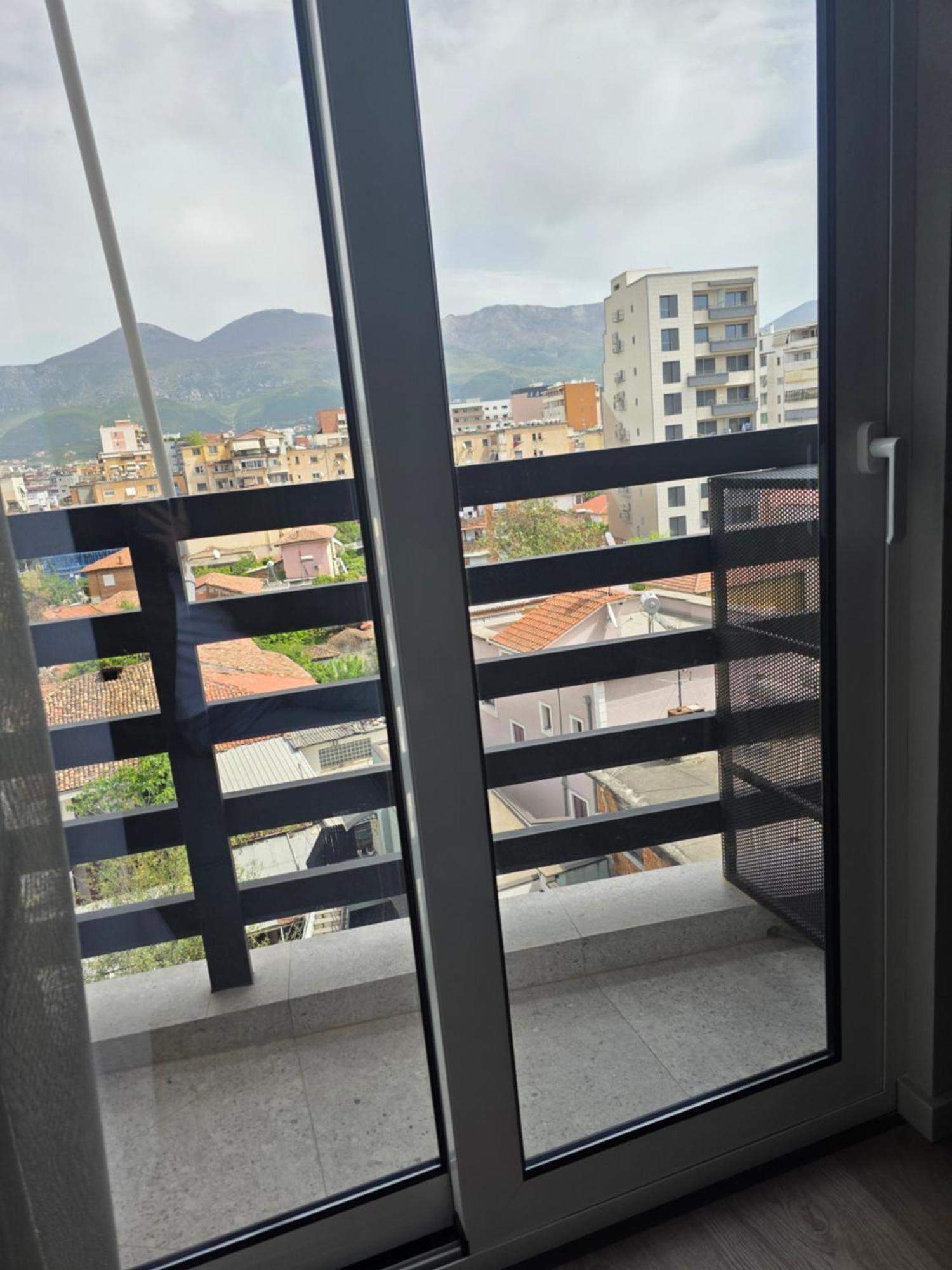 Two Steps Apartments Tiranë Luaran gambar